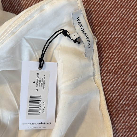 WeWoreWhat // Linen Blend Cut Out Midi Skirt - Picture 7 of 7